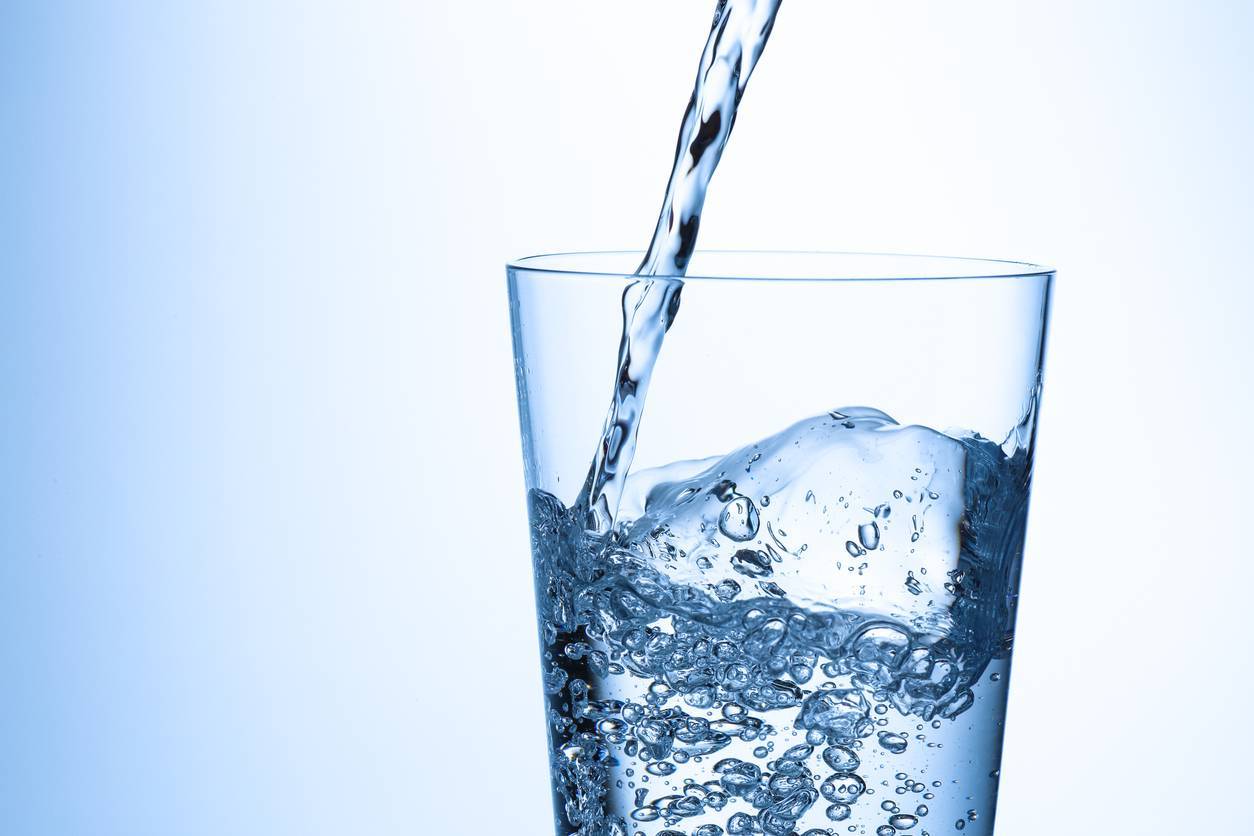 charbon actif eau binchotan